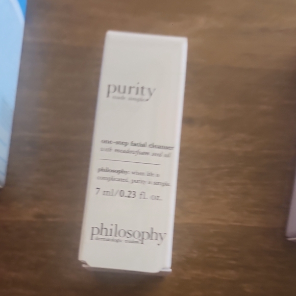 Skincare Bundle - Picture 3 of 4